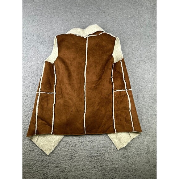 Faux Suede and sherpa vest nwt size small - Picture 5 of 5